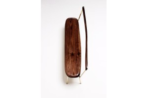 <a href=https://www.galeriegosserez.com/gosserez/artistes/loellmann-valentin.html>Valentin Loellmann </a> - Brass - Banc avec dossier